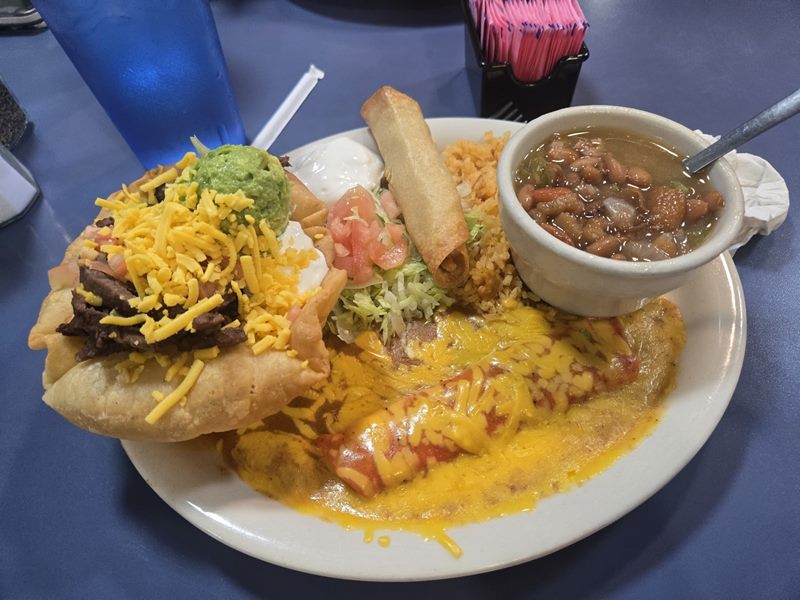 Taco La Gardenia food