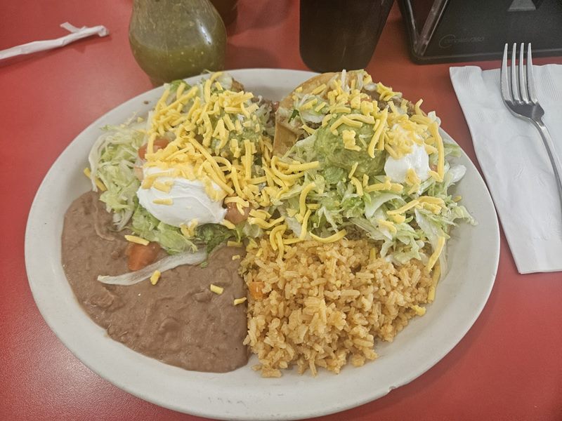 Taco La Gardenia food
